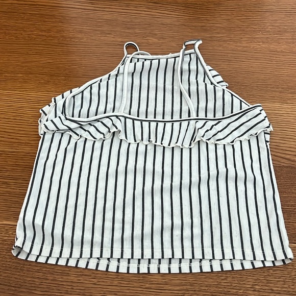 Striped Tank Top - Picture 2 of 3